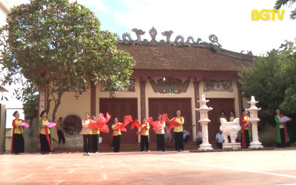 Nghệ nhân gìn giữ tiếng hát chèo 