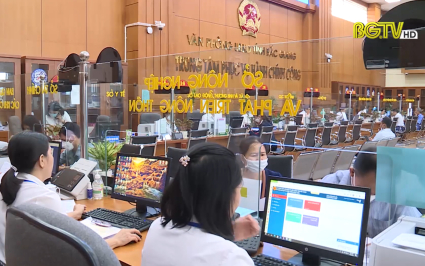 Nhân rộng thực hiện giải quyết TTHC theo phương thức 5 tại chỗ