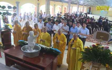 Những thông điệp ý nghĩa của Ngày lễ Phật đản