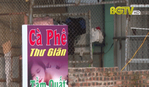 Núp bóng quán cà phê thư giãn để cướp tài sản
