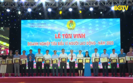 Phát động tháng cao điểm thực hiện CVĐ “Người Việt Nam dùng hàng Việt Nam”