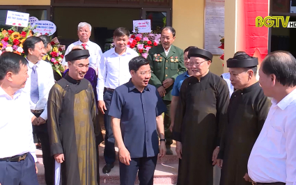 Phát huy truyền thống đoàn kết, xây dựng nông thôn mới, đô thị văn minh