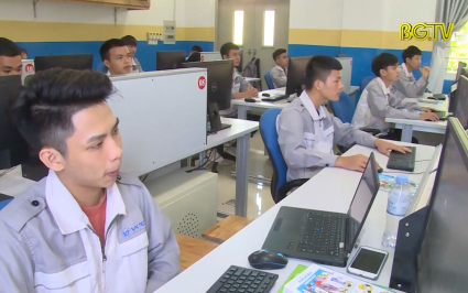 Phát triển trường Cao đẳng nghề công nghệ Việt – Hàn Bắc Giang thành trường cao đẳng chất lượng cao