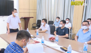 Phó Chủ tịch UBND tỉnh chia tay đoàn y tế Lào Cai