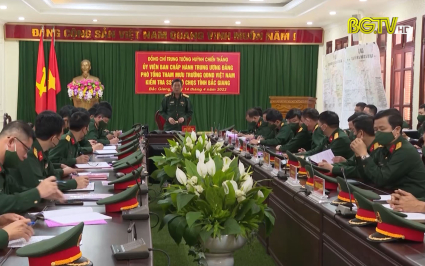 Phó Tổng tham mưu trưởng QĐND Việt Nam kiểm tra tại Bắc Giang