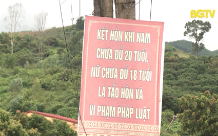 Phụ nữ Lục Ngạn đẩy mạnh xoá bỏ hủ tục lạc hậu 
