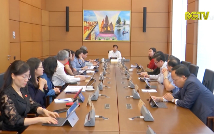 Quốc hội thảo luận tại tổ về các dự án luật