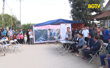 Sơn Động đối thoại, giải quyết vụ việc người dân ngăn cản đường vào trại chăn nuôi lợn 