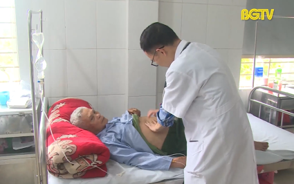 Sơn Động: Gần 30 người nhập viện nghi do ngộ độc thực phẩm