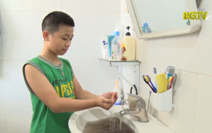 Sơn Động: Người dân bức xúc vì nước sinh hoạt bẩn