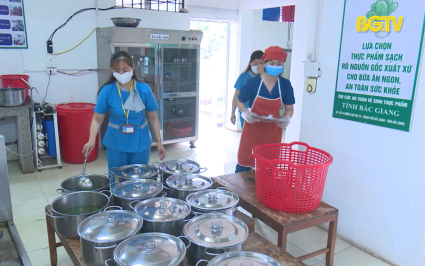 Lục Nam tăng cường kiểm soát, cải thiện bữa ăn bán trú