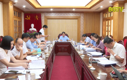 Thẩm tra Tờ trình, Nghị quyết trình Kỳ họp HĐND tỉnh