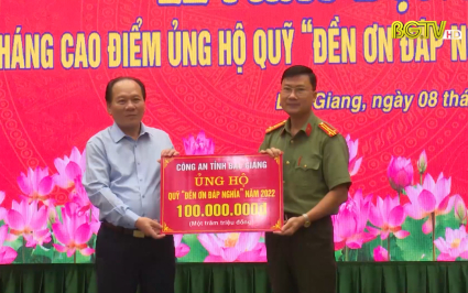 Tháng cao điểm ủng hộ Quỹ "Đền ơn đáp nghĩa" 