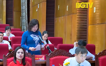 Thảo luận các giải pháp phát triển kinh tế xã hội