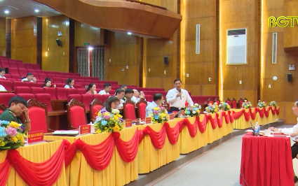 Thảo luận tổ tại kỳ họp thứ bảy, HĐND tỉnh khóa XIX