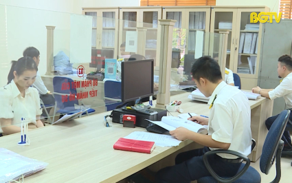 Thu ngân sách 9 tháng ước đạt hơn 83% dự toán 