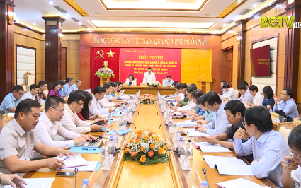 Bắc Giang: Thường trực Tỉnh uỷ giao ban với Bí thư, Chủ tịch UBND các huyện, thành phố