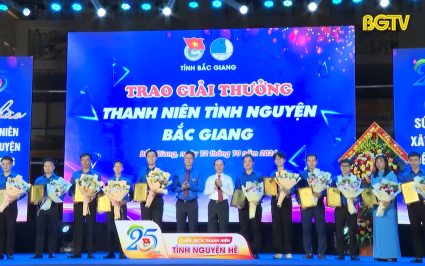 Tiếp tục đổi mới hoạt động tình nguyện, phát huy sức trẻ cống hiến vì cộng đồng 