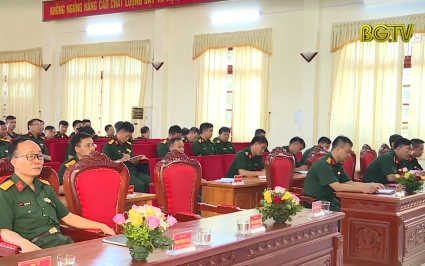 Tọa đàm xây dựng, chỉnh đốn Đảng và hệ thống chính trị