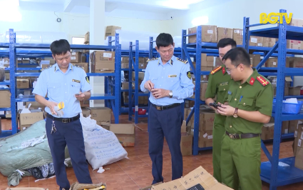 Triển khai cao điểm chống buôn lậu, gian lận thương mại và hàng giả