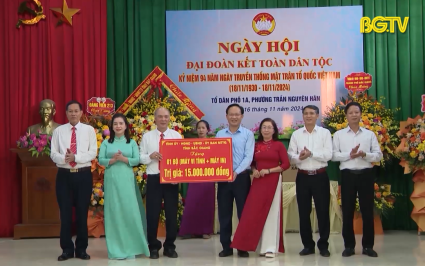 Trưởng Ban Dân vận Tỉnh ủy dự Ngày hội Đoàn kết toàn dân tại thành phố Bắc Giang