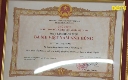 Truy tặng danh hiệu “Bà mẹ Việt Nam Anh hùng”