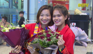 VĐV điền kinh Nguyễn Thị Oanh giành 3 HCV SEA Games 30