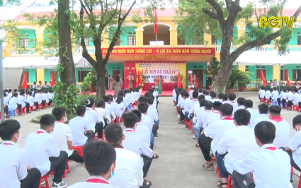 Việt Yên: Hơn 45.700 học sinh đón chào năm học mới
