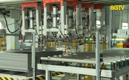Vốn thực hiện doanh nghiệp FDI đạt gần 72% vốn đăng ký