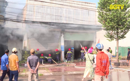 Xảy ra cháy ở một doanh nghiệp tại thành phố Bắc Giang